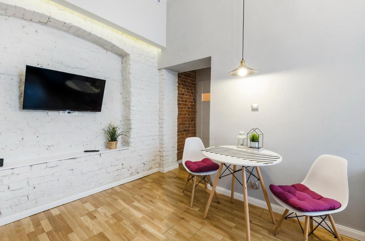 Standard Apartment On 6 Sierpnia Λοτζ Εξωτερικό φωτογραφία